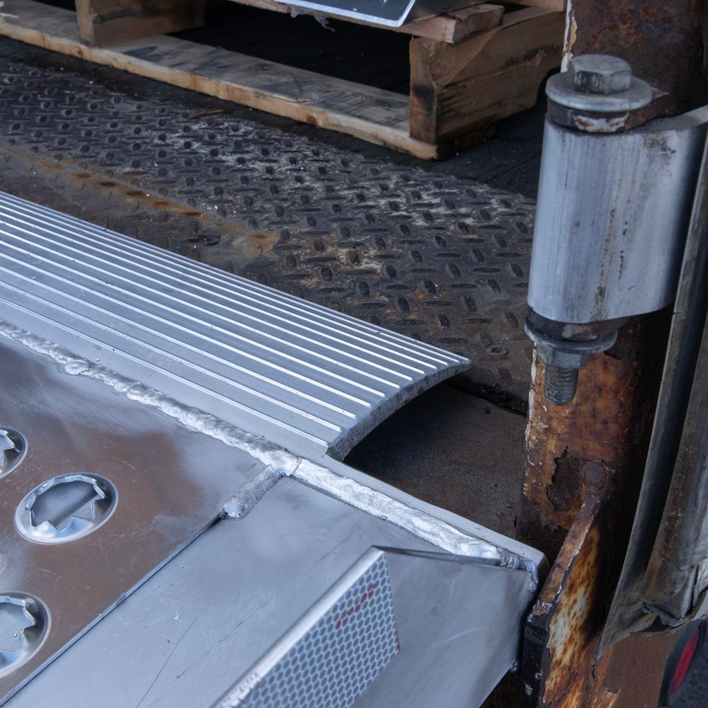 HD Ramps 101" W Aluminum Portable Modular Yard Ramp System
