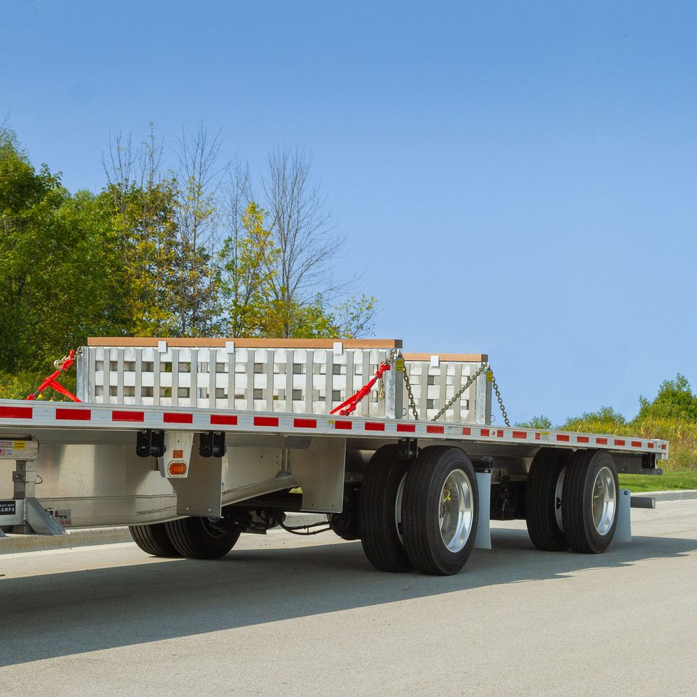 HD Ramps 8' L x 18" W 2 Bunk Load Leveler / 4 Ramp Master Kit for 18" H Step Deck Trailers - 23,500 lb. Cap