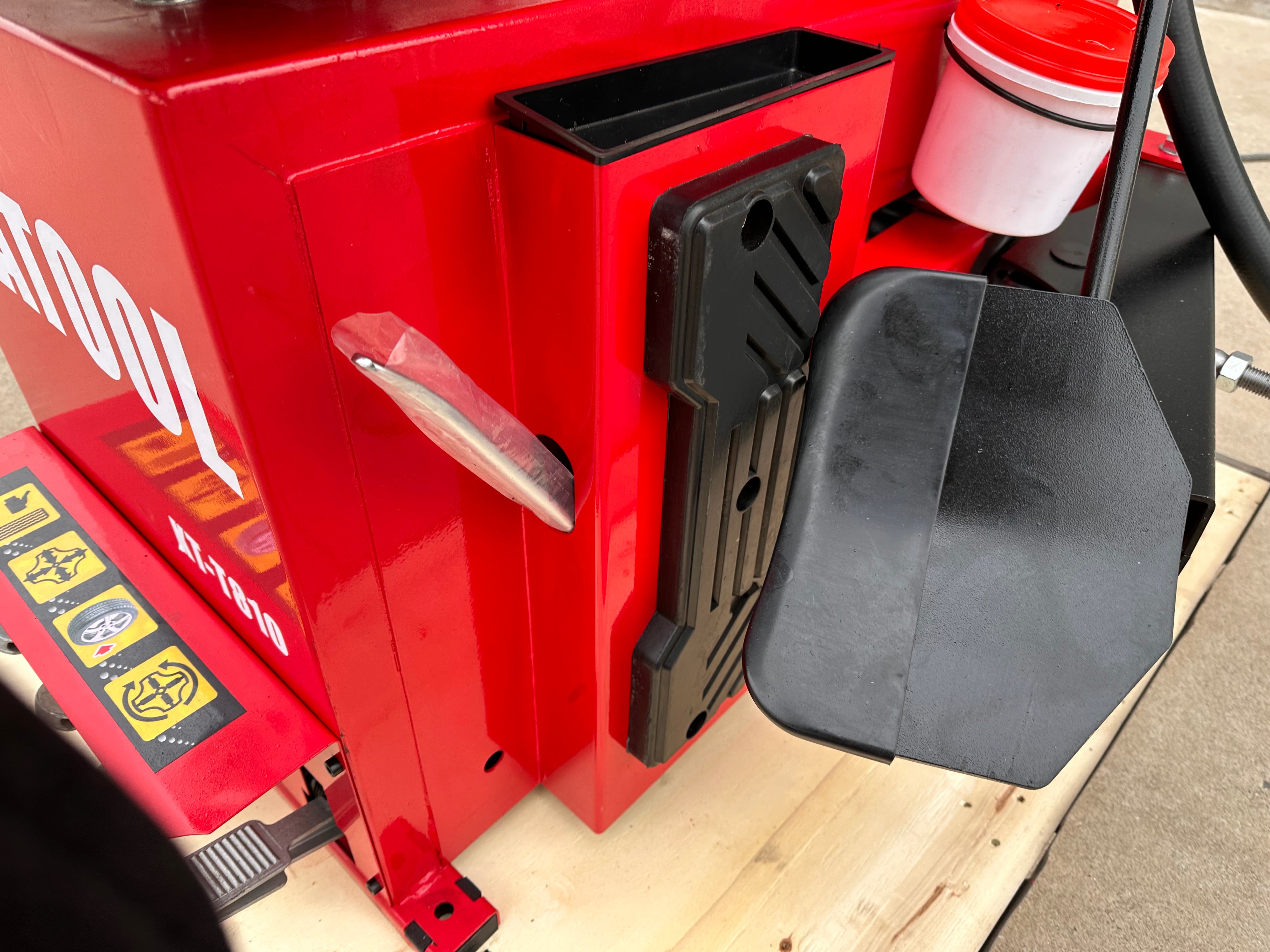 Katool KT-T810 Wheel Clamp Tire Changer Machine
