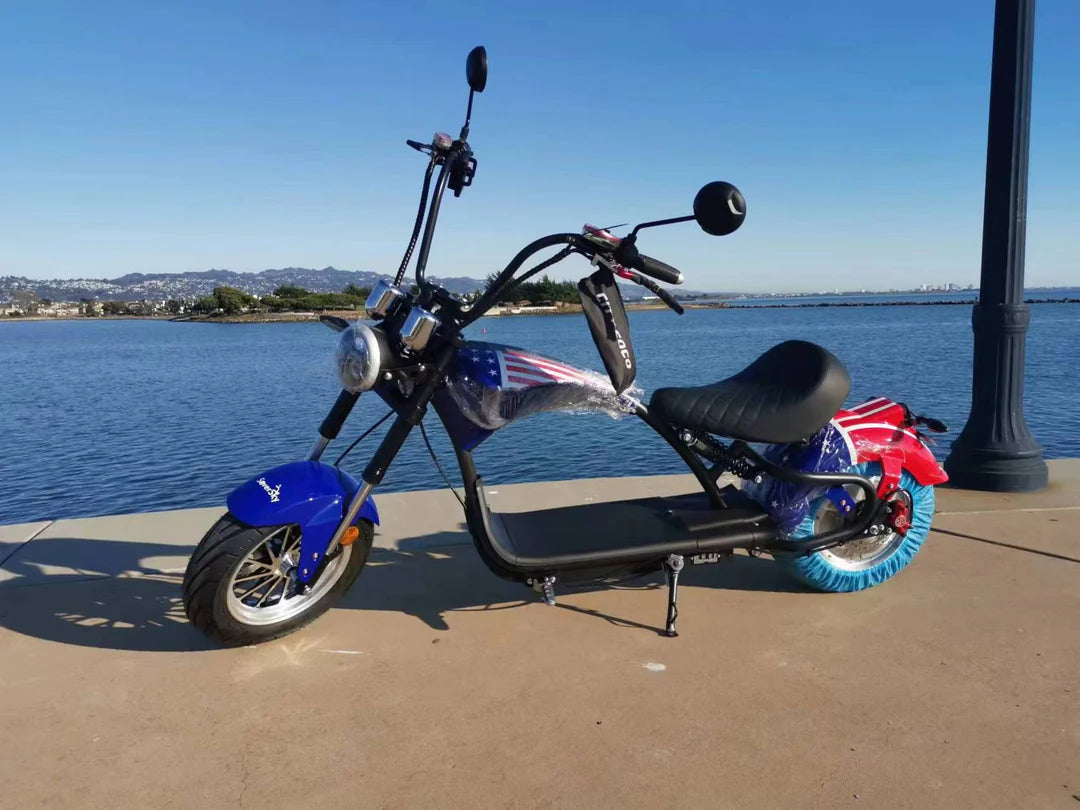Soversky M3P 3000W electric chopper bike. American flag color.