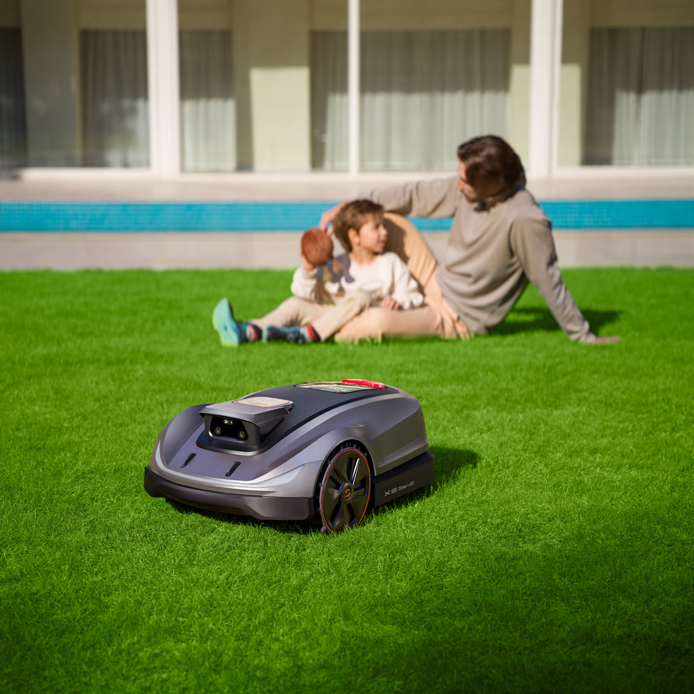 Sunseeker Elite X5 Gen 2 Robotic Lawn Mower
